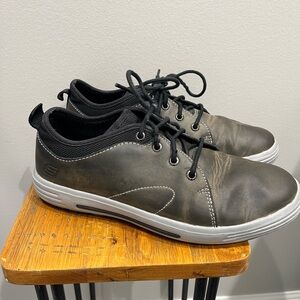 SKECHERS Classic Fit Air Cooled Memory Foam Leather Porter Elden Oxford Mens 9